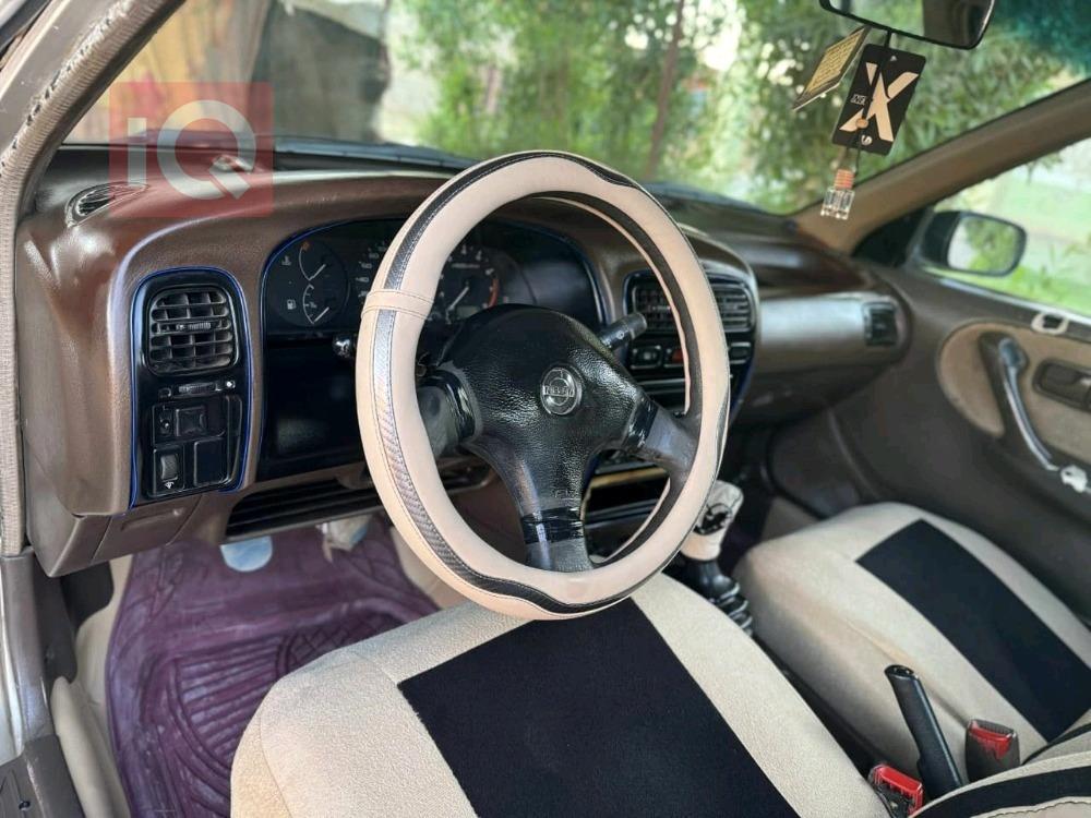 نيسان بريميرا